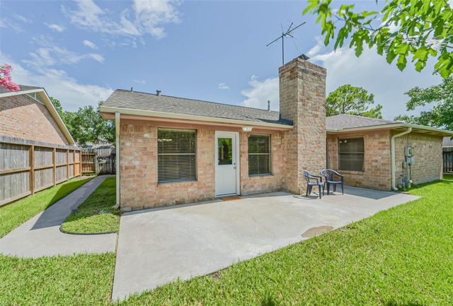 9907 Sageorchard Lane, Houston, TX 77089
