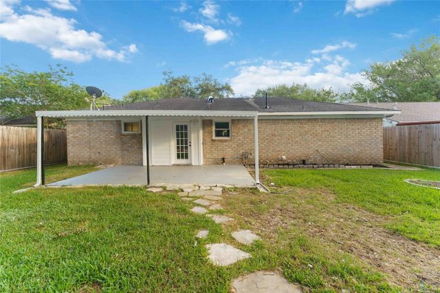 13414 Linden Street, Sugar Land, TX 77498