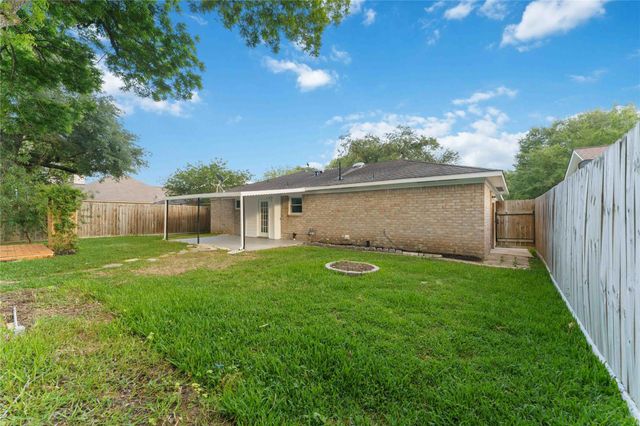 13414 Linden Street, Sugar Land, TX 77498