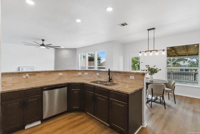 4930 SPYGLASS VW, San Antonio, TX 78247