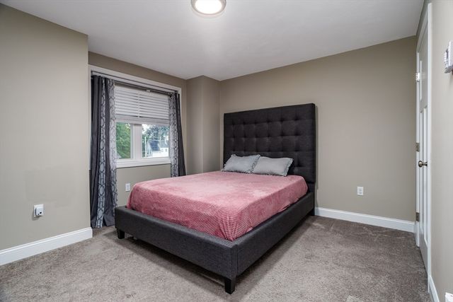 7 Gorham St 8, Chelmsford, MA 01824