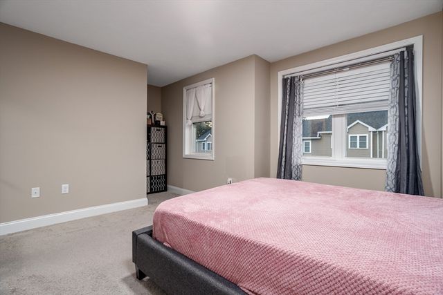 7 Gorham St 8, Chelmsford, MA 01824
