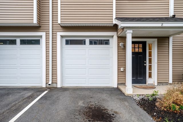 7 Gorham St 8, Chelmsford, MA 01824