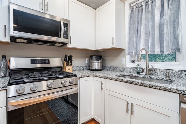 7 Gorham St 8, Chelmsford, MA 01824
