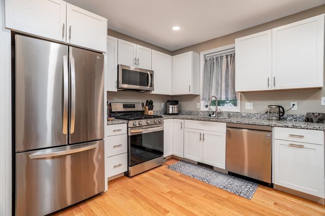 7 Gorham St 8, Chelmsford, MA 01824