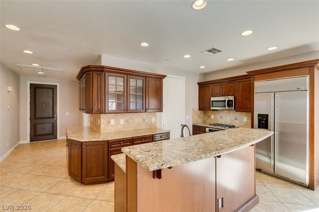 13 Avenza Drive, Henderson, NV 89011