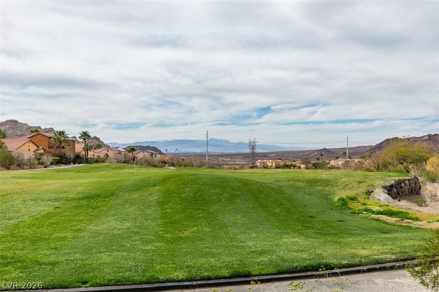 13 Avenza Drive, Henderson, NV 89011