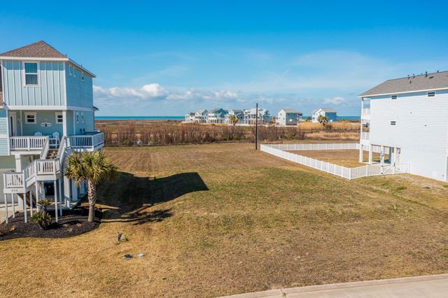 21314 Scissor Tail Lane, Galveston, TX 77554
