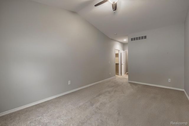 9573 Kingsway Circle, Springfield Charter Township, MI 48348