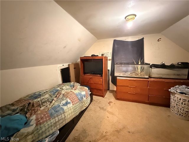 13701 Maple Leaf Drive, Garfield Heights, OH 44125