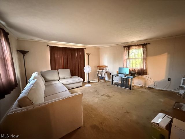 13701 Maple Leaf Drive, Garfield Heights, OH 44125