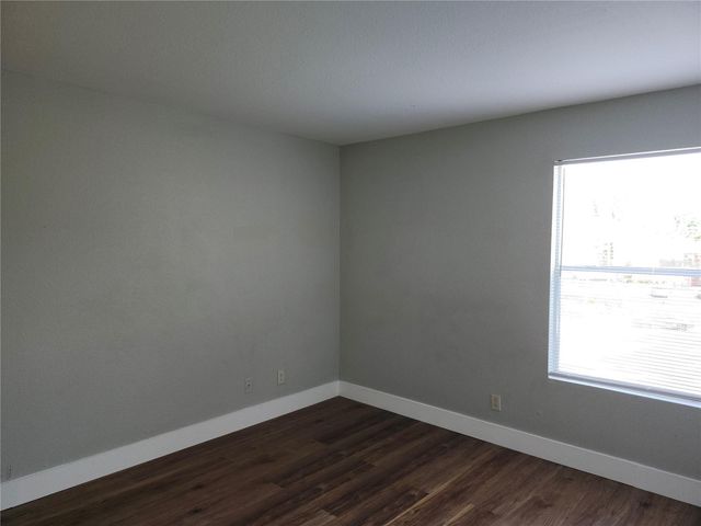 4720 WALDEN CIRCLE 33, Orlando, FL 32811