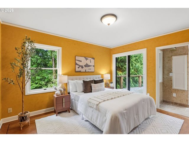 6164 Sw CAPITOL Hwy, Portland, OR 97239