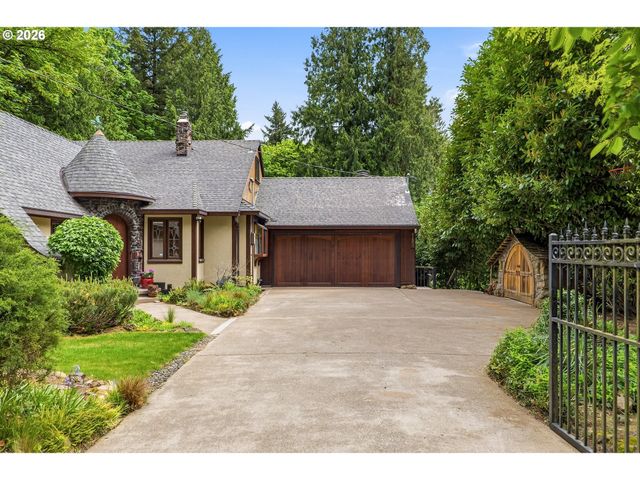 6164 Sw CAPITOL Hwy, Portland, OR 97239