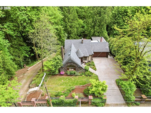 6164 Sw CAPITOL Hwy, Portland, OR 97239