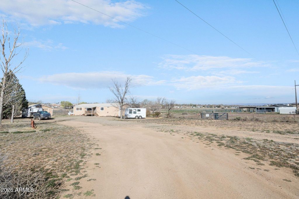 Image 1 of property listing at 1310 COTTONWOOD Lane, Chino Valley, AZ 86323