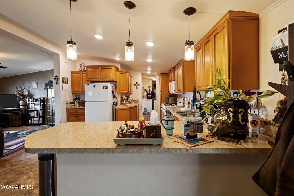 Image 11 of property listing at 1310 COTTONWOOD Lane, Chino Valley, AZ 86323