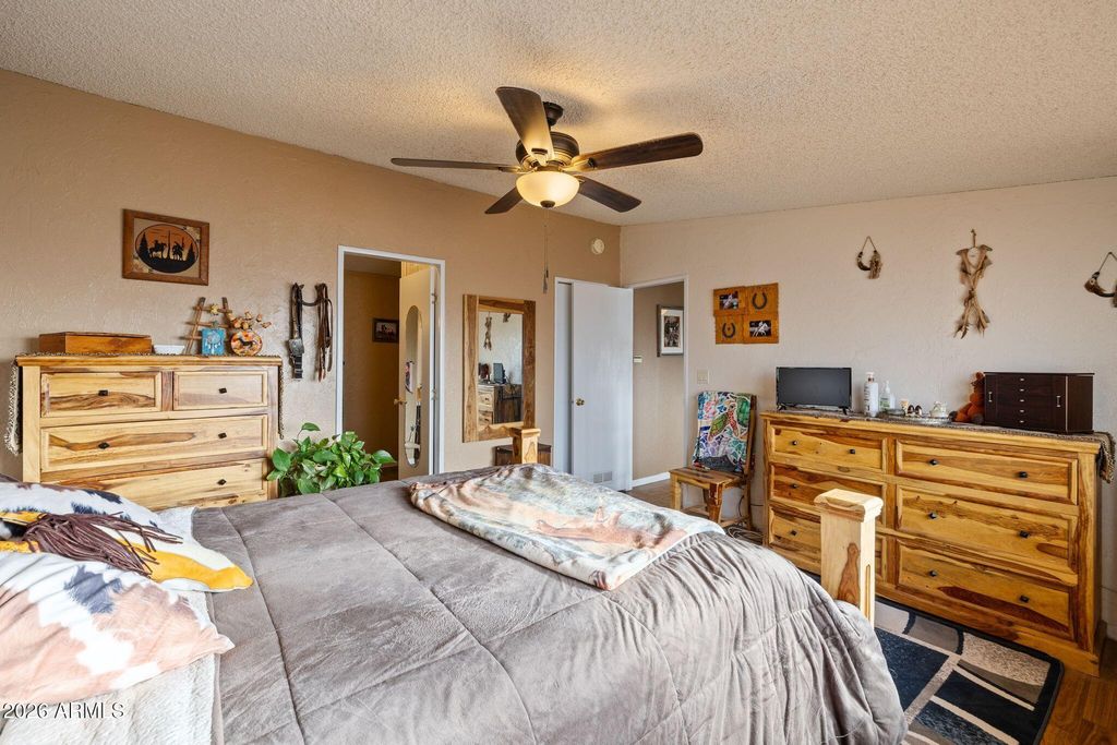 Image 24 of property listing at 1310 COTTONWOOD Lane, Chino Valley, AZ 86323