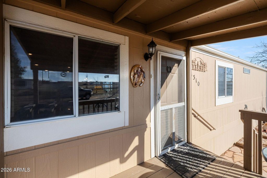 Image 3 of property listing at 1310 COTTONWOOD Lane, Chino Valley, AZ 86323