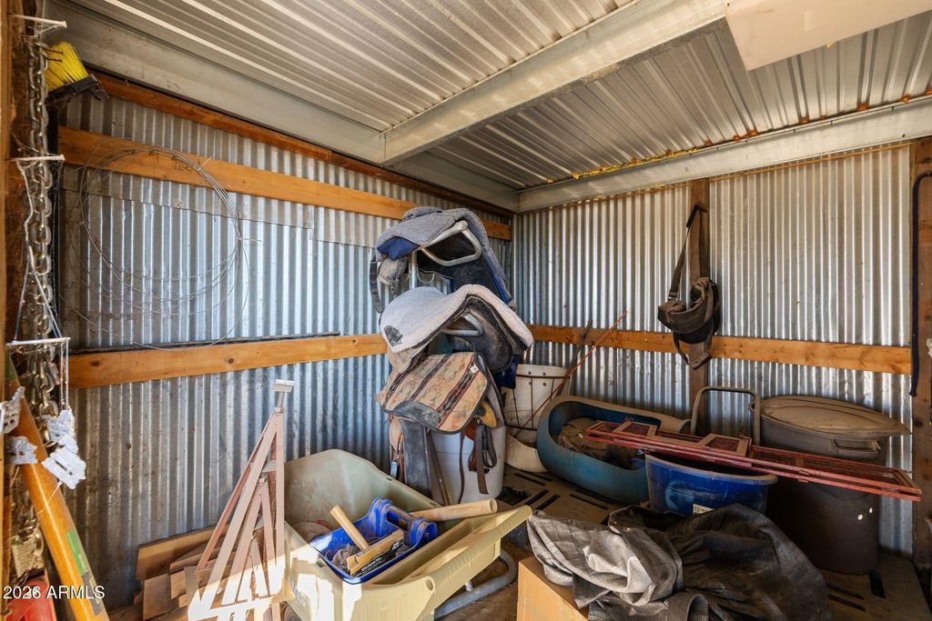 Image 45 of property listing at 1310 COTTONWOOD Lane, Chino Valley, AZ 86323