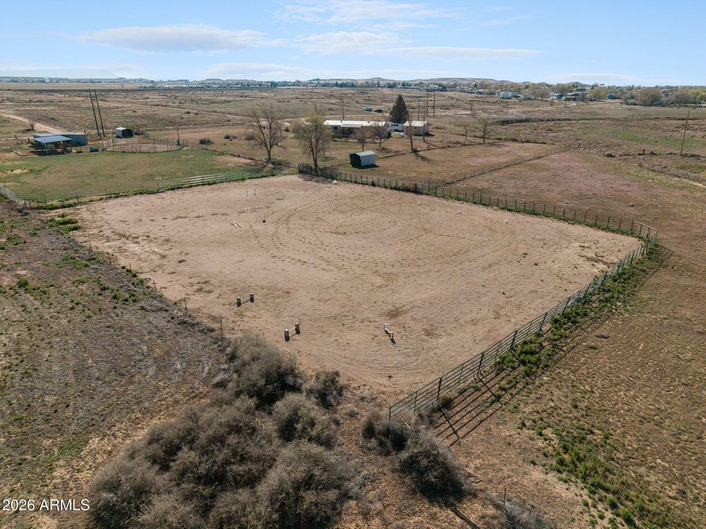 Image 52 of property listing at 1310 COTTONWOOD Lane, Chino Valley, AZ 86323