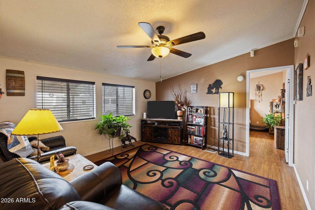 Image 7 of property listing at 1310 COTTONWOOD Lane, Chino Valley, AZ 86323