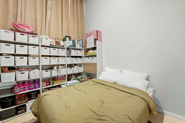 525 W Superior Street 623, Chicago, IL 60654