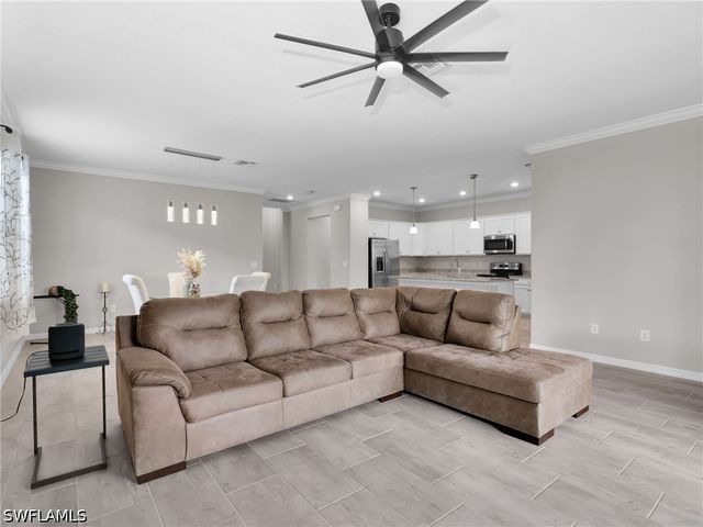 19527 Utopia LN, Estero, FL 33928