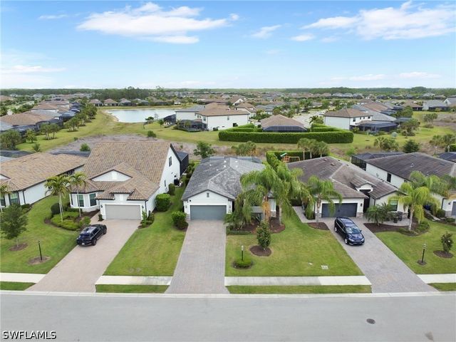 19527 Utopia LN, Estero, FL 33928