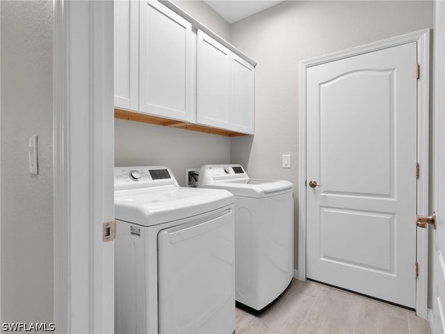 19527 Utopia LN, Estero, FL 33928
