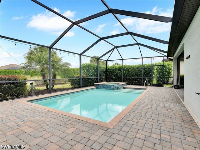 19527 Utopia LN, Estero, FL 33928