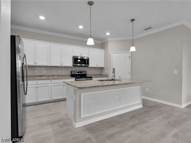 19527 Utopia LN, Estero, FL 33928