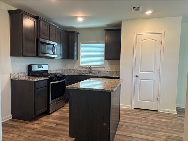 3095 Barzona Road, Forney, TX 75126
