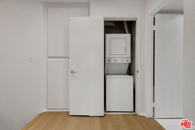 14061 Milbank Street 8, Sherman Oaks, CA 91423