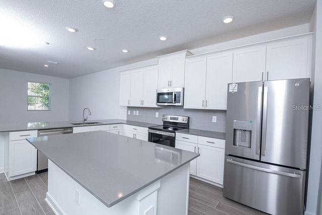 11353 LISTENING DRIVE, Orlando, FL 32832