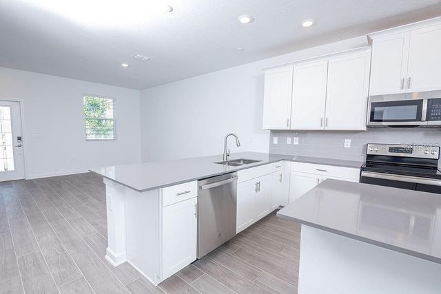 11353 LISTENING DRIVE, Orlando, FL 32832