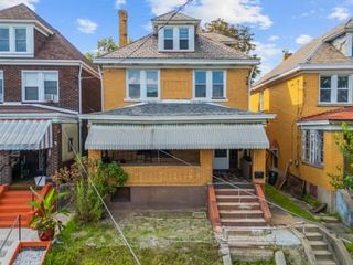 315 W 12th Ave, Homestead, PA 15120