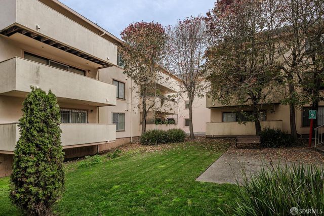 405 91st Street 19, Daly City, CA 94015