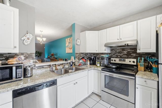 3433 Reading Road, Cincinnati, OH 45229