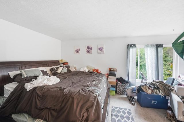 3433 Reading Road, Cincinnati, OH 45229