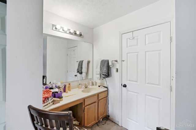 3433 Reading Road, Cincinnati, OH 45229