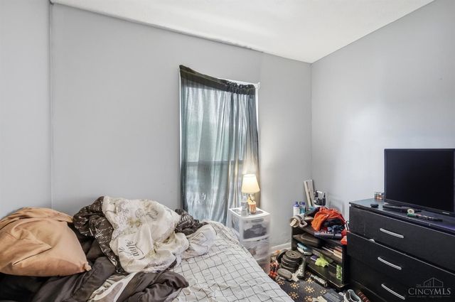 3433 Reading Road, Cincinnati, OH 45229