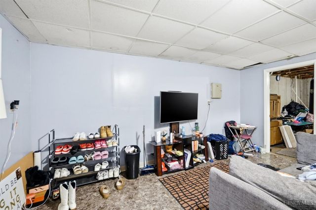 3433 Reading Road, Cincinnati, OH 45229