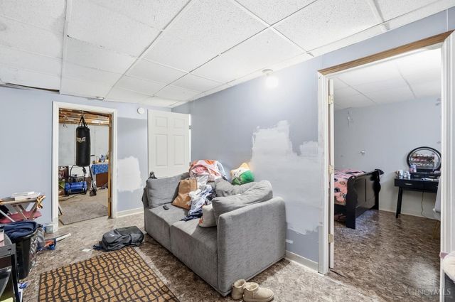 3433 Reading Road, Cincinnati, OH 45229