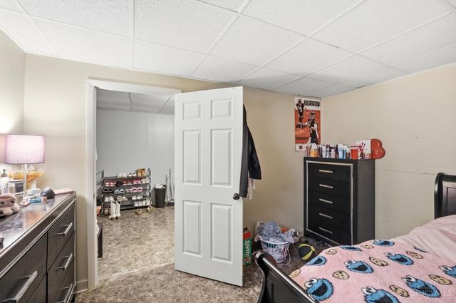 3433 Reading Road, Cincinnati, OH 45229