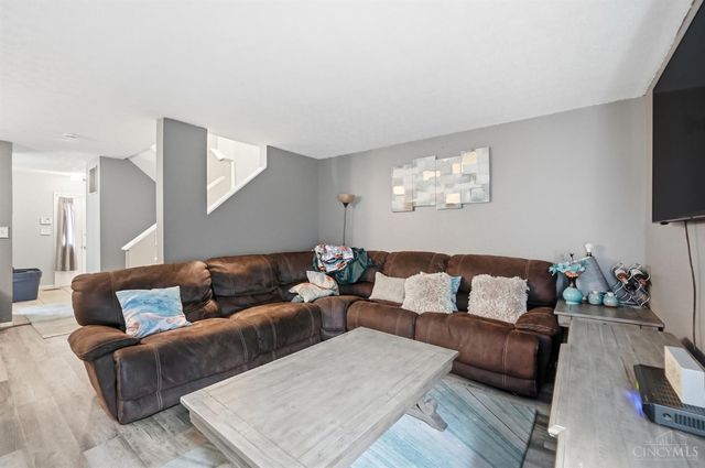 3433 Reading Road, Cincinnati, OH 45229