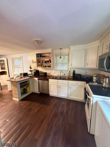52 Scenic Dr, Vernon Twp., NJ 07419