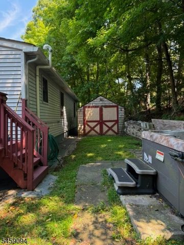 52 Scenic Dr, Vernon Twp., NJ 07419