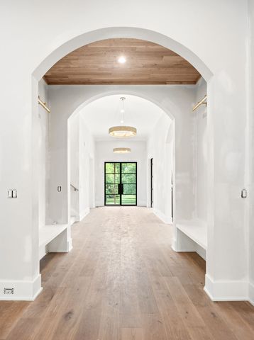 1529 Sam Houston Dr, Brentwood, TN 37027