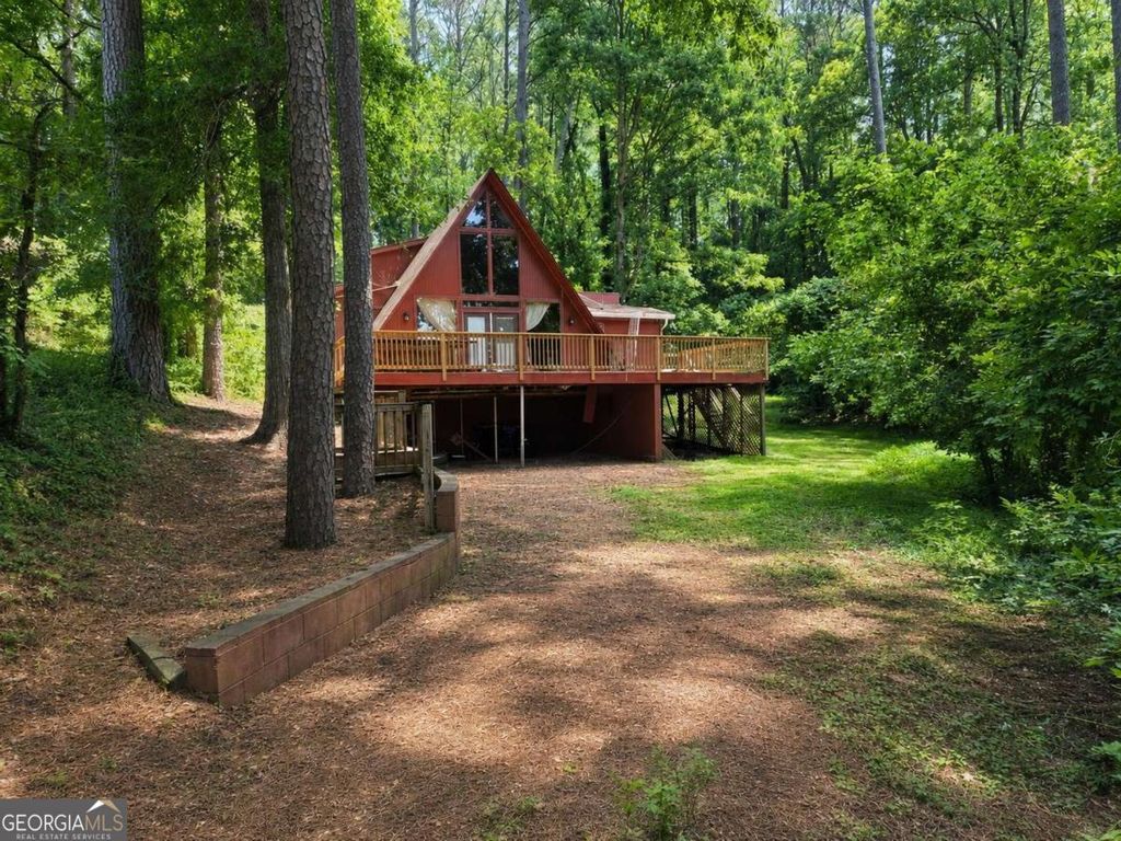 1600 Loch Lomond Trail SW, Atlanta, GA 30331